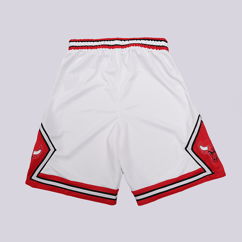 мужские белые шорты Nike Chicago Bulls Association Edition Swingman NBA Shorts 866787-100 - цена, описание, фото 4